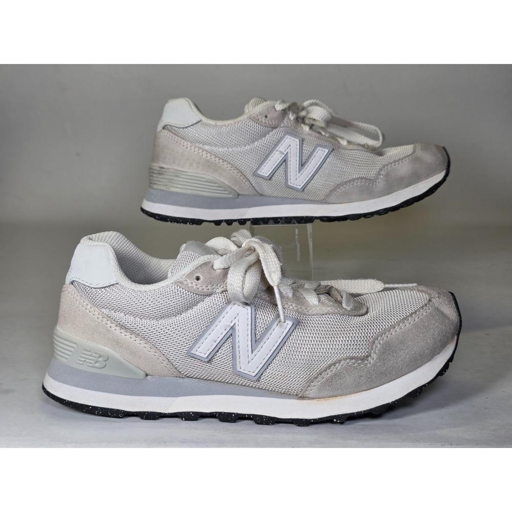 New Balance 515 V3 Women's Sneakers Size 6 W Men's 4.5 Gray White Running Shoes